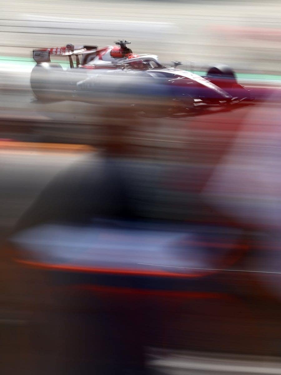 Williams and Haas Watch Hopes Fade in a Tumultuous Malaysian Grand Prix